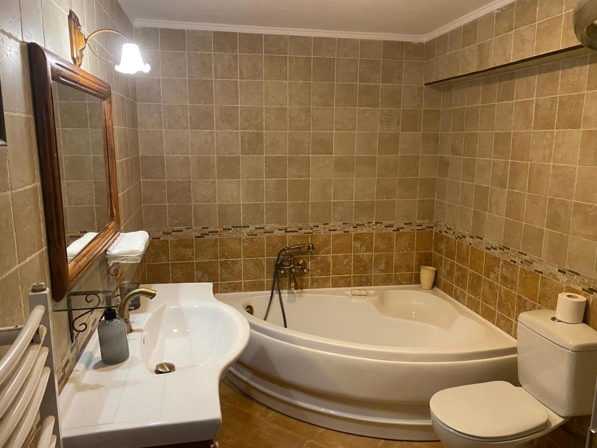 Pegasus House Hotel Corinth Kültér fotó